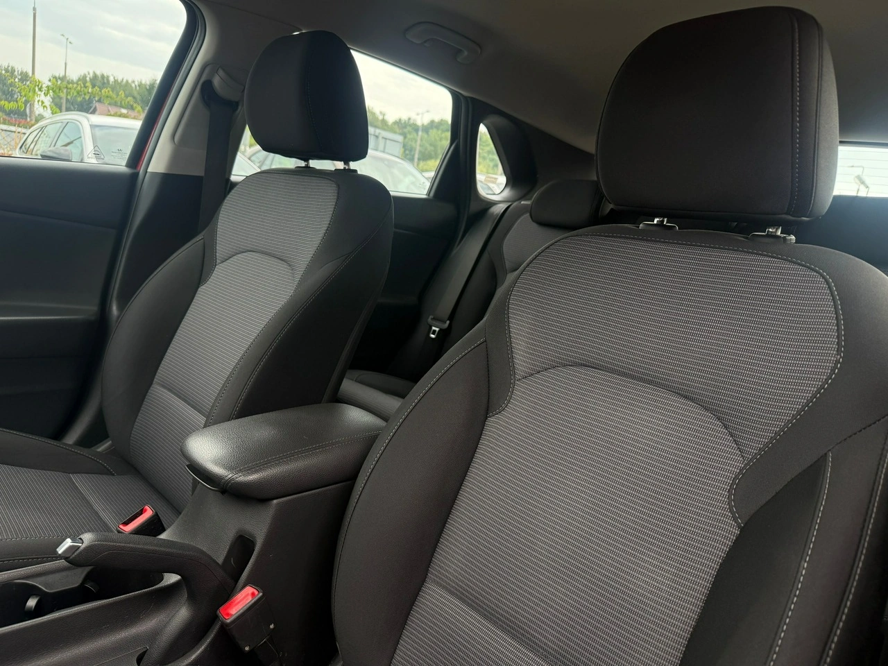 Hyundai i30 - Zdjęcie 9