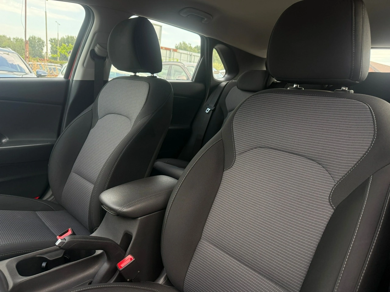 Hyundai i30 - Zdjęcie 9
