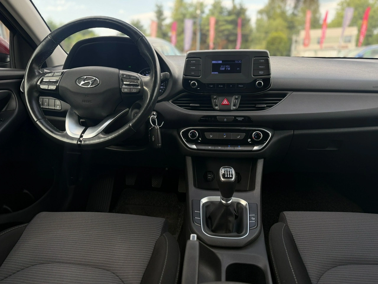 Hyundai i30 - Zdjęcie 11