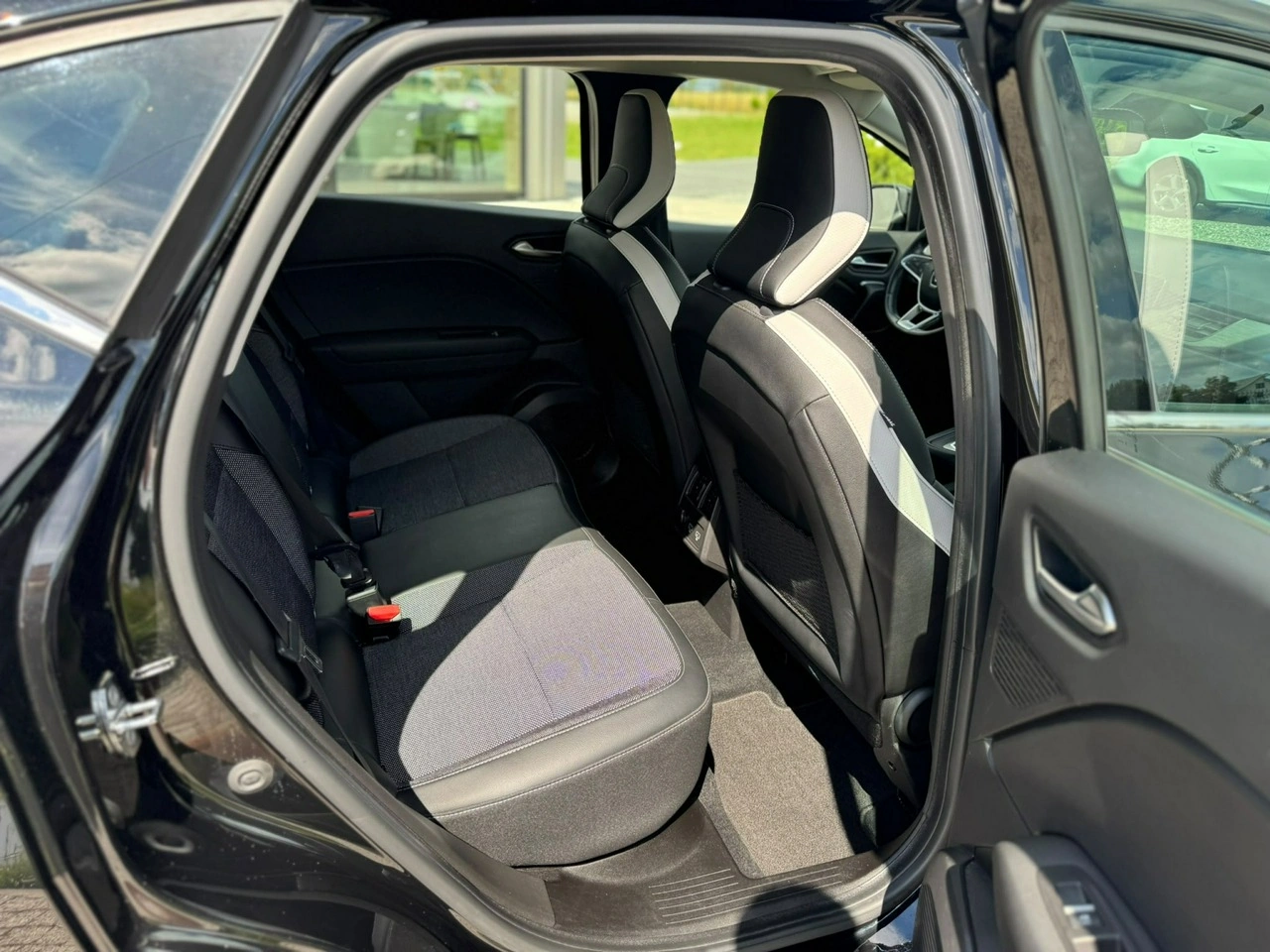 Renault Captur - Zdjęcie 16