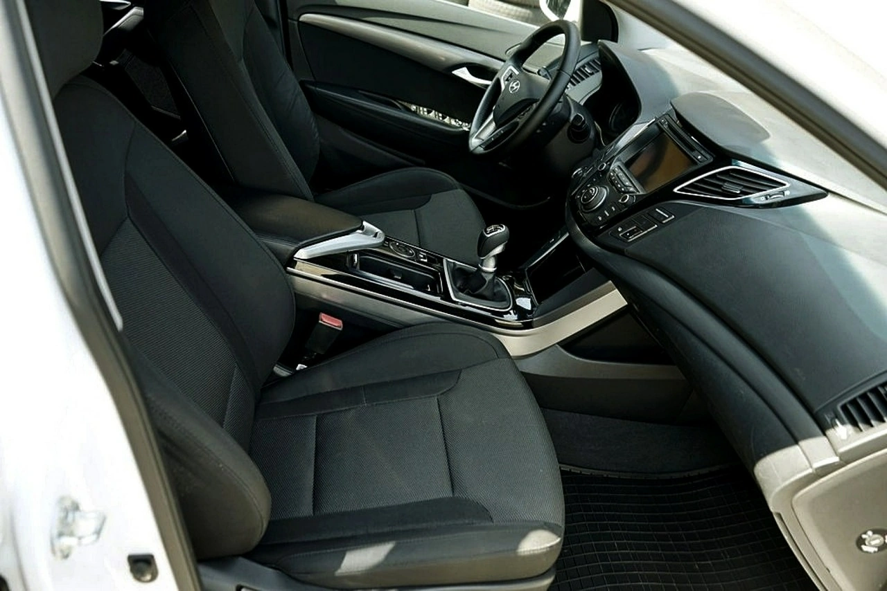 Hyundai i40 - Zdjęcie 14