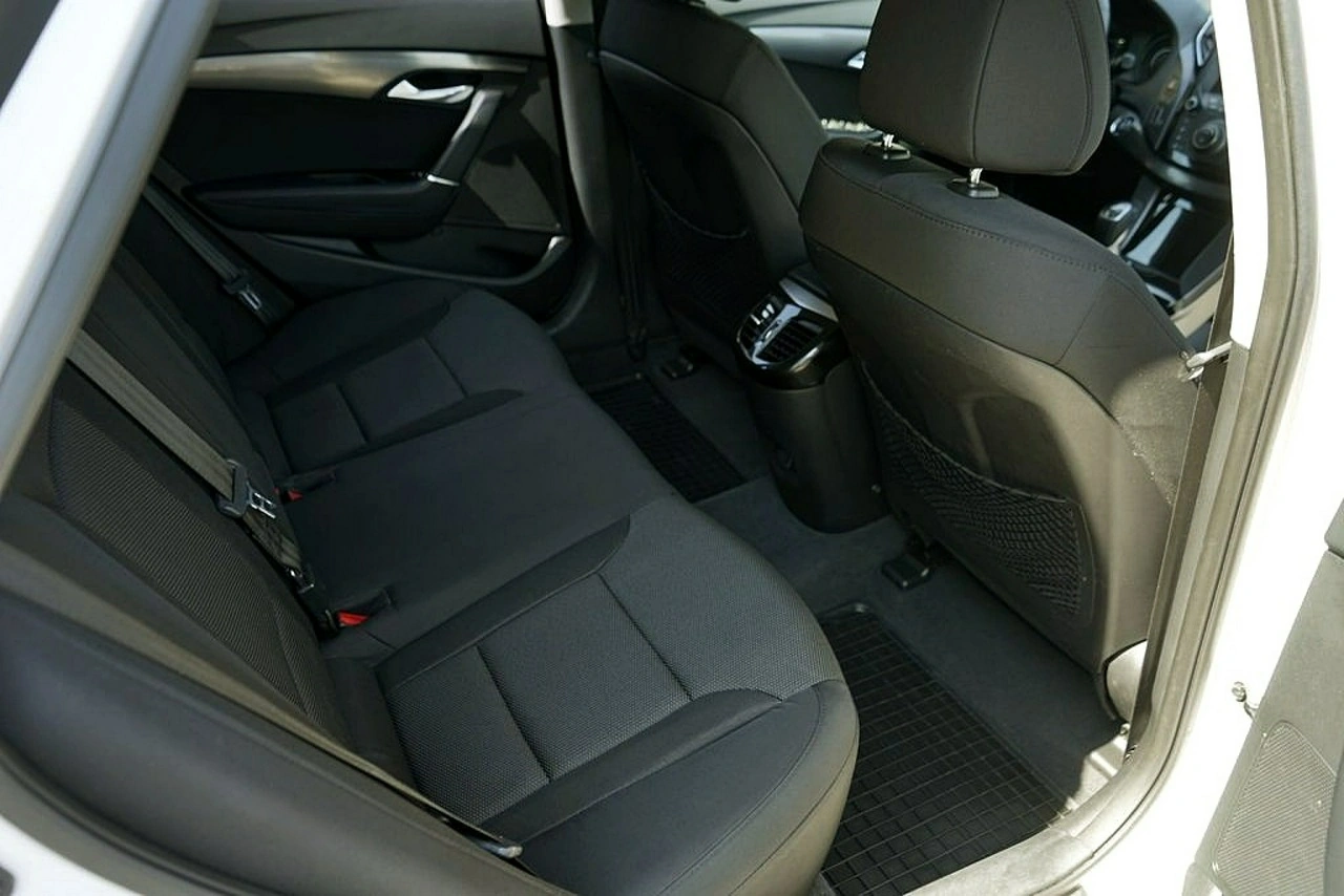 Hyundai i40 - Zdjęcie 17