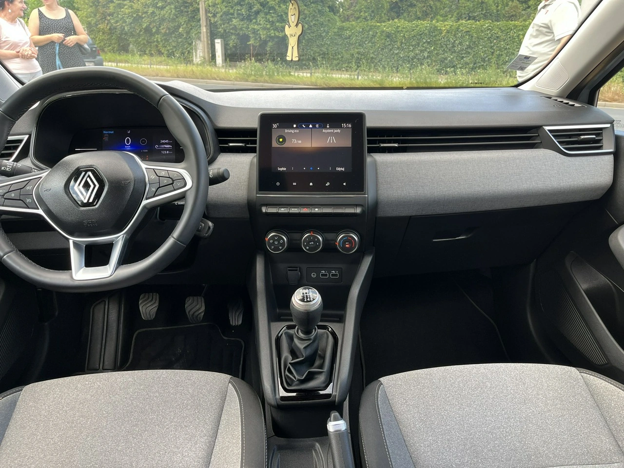 Renault Clio - Zdjęcie 13