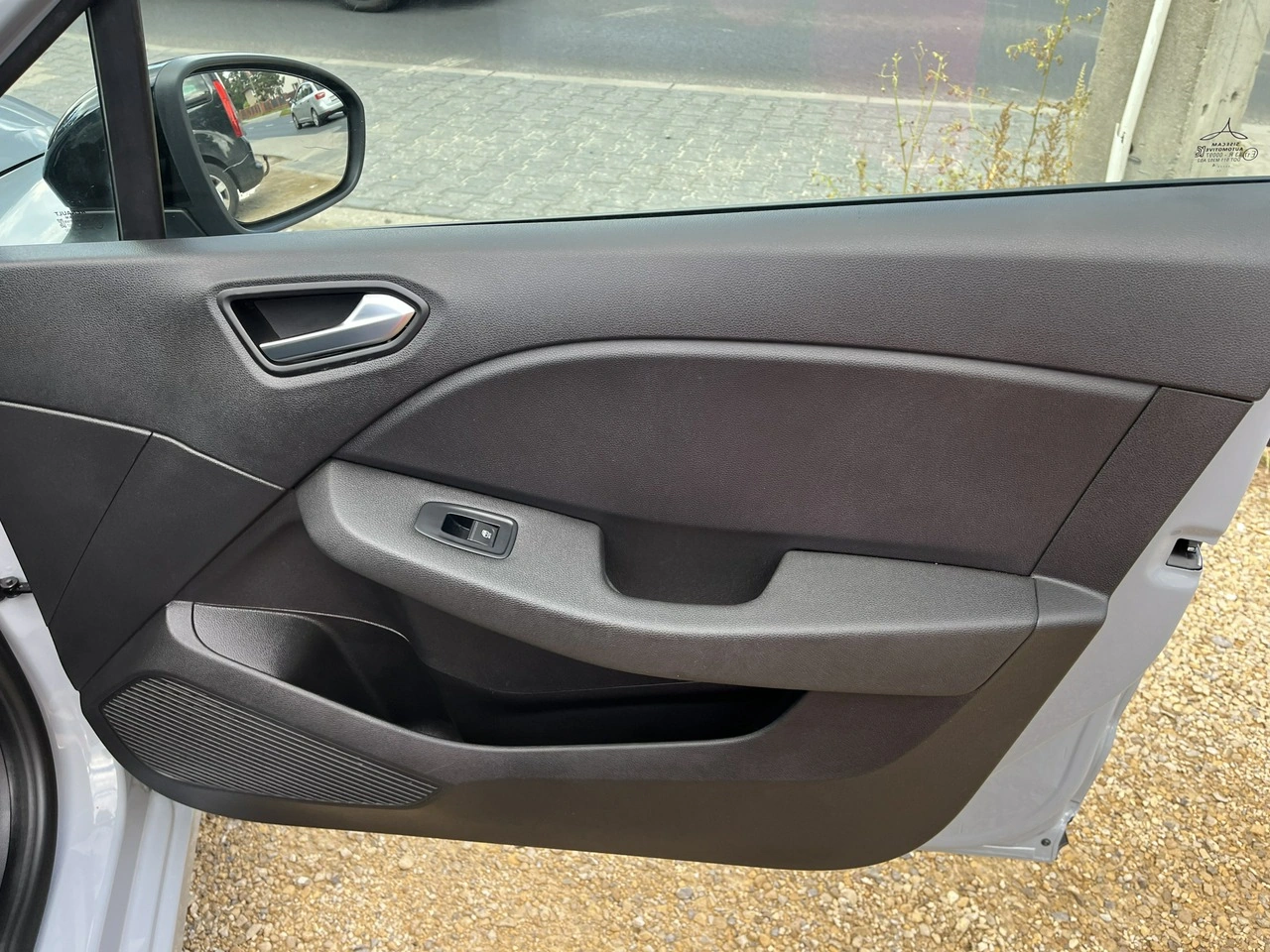 Renault Clio - Zdjęcie 23