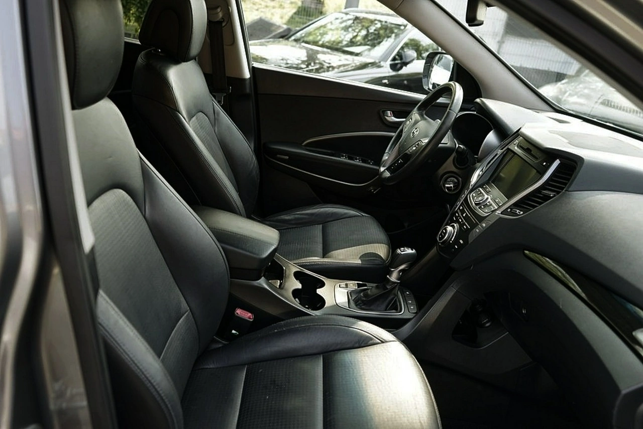 Hyundai Santa Fe - Zdjęcie 15
