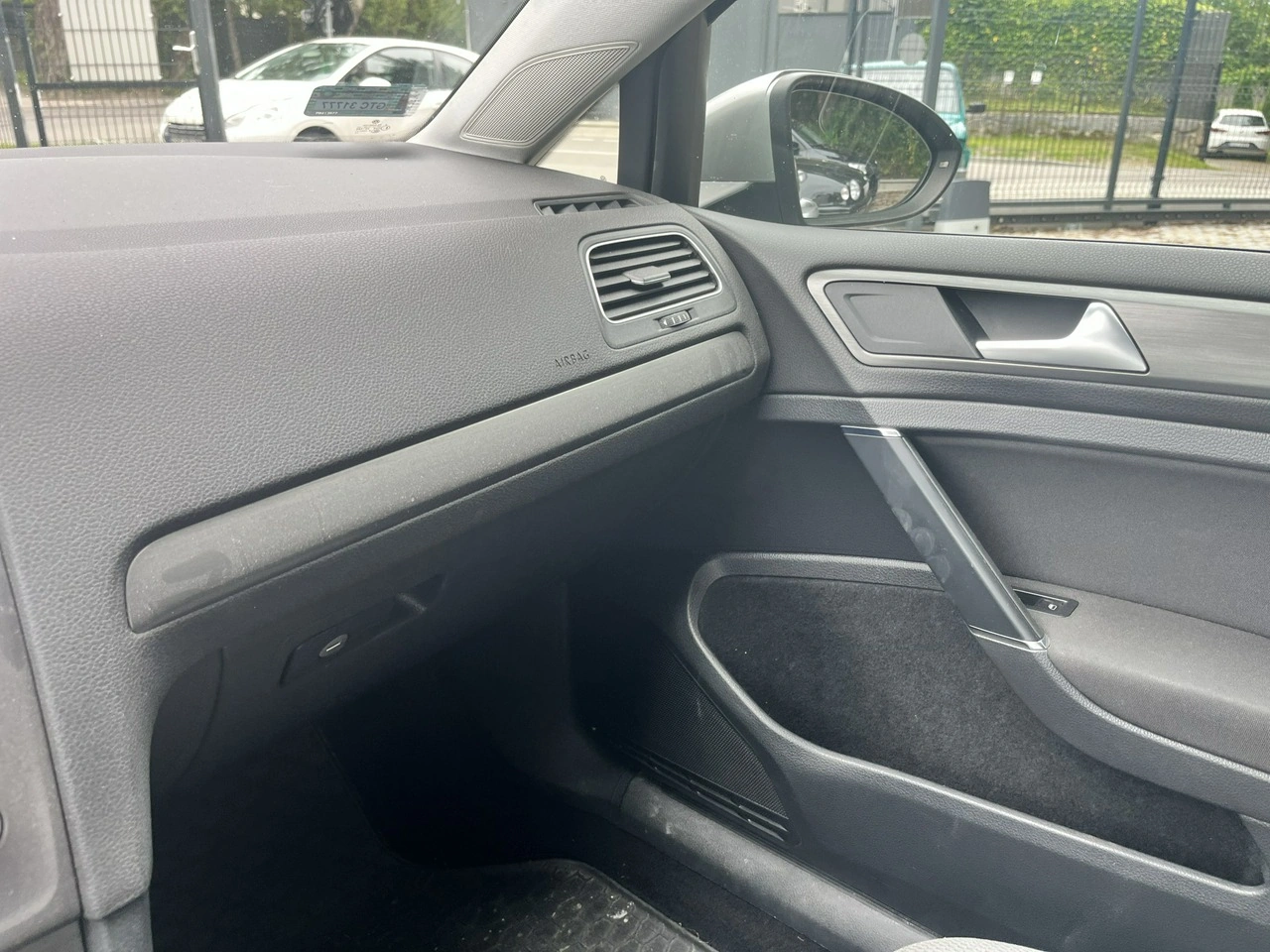 Volkswagen Golf - Zdjęcie 11