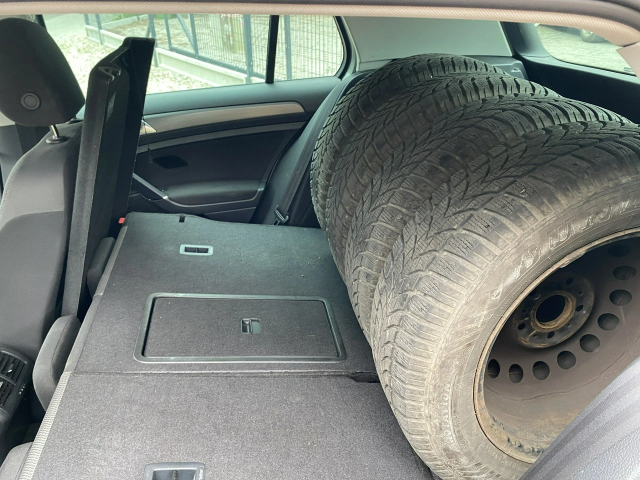 Volkswagen Golf - Zdjęcie 13