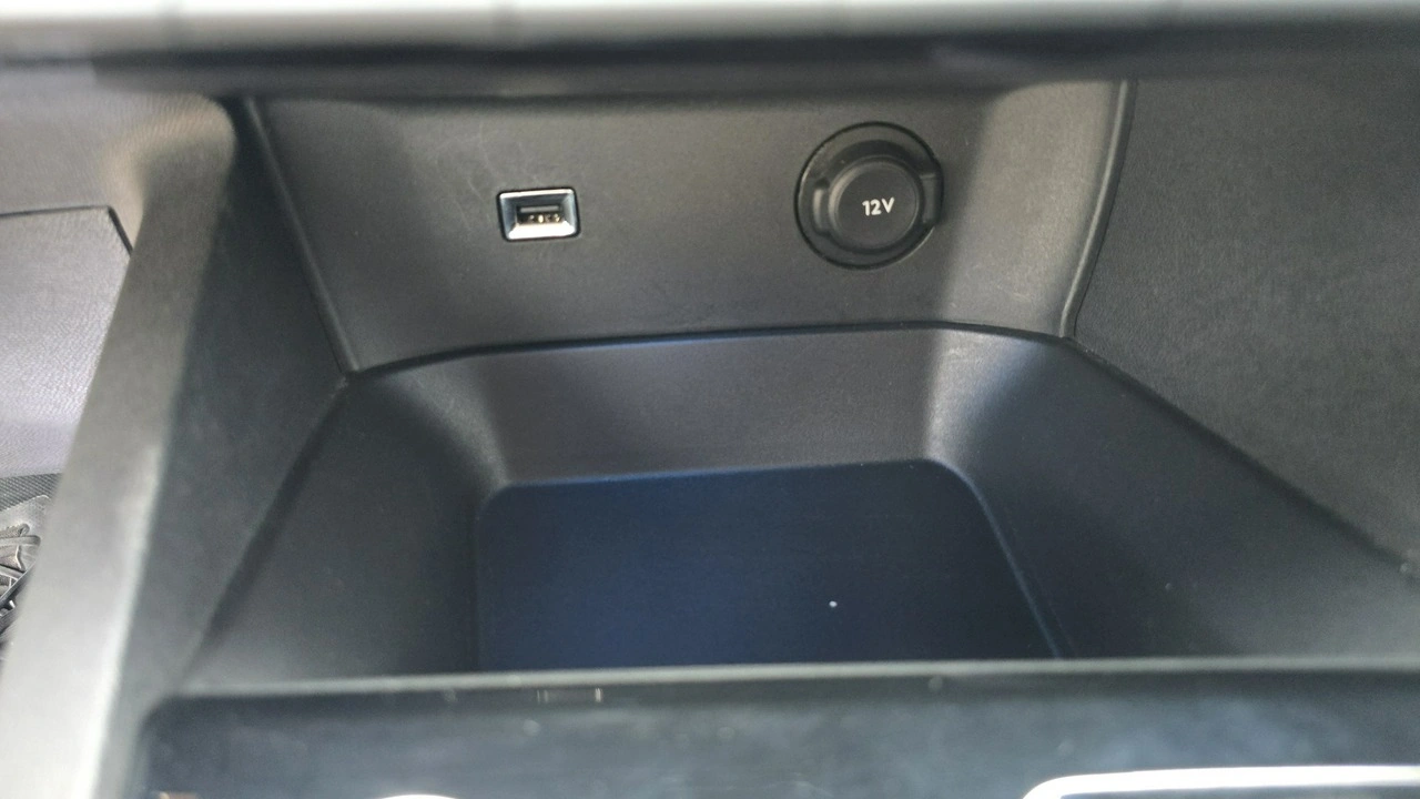 Peugeot 3008 - Zdjęcie 34
