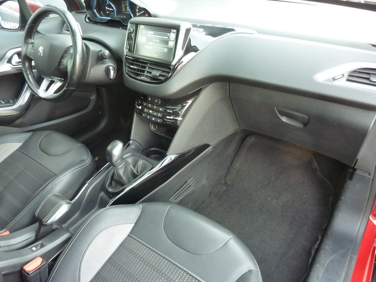 Peugeot 2008 - Zdjęcie 15