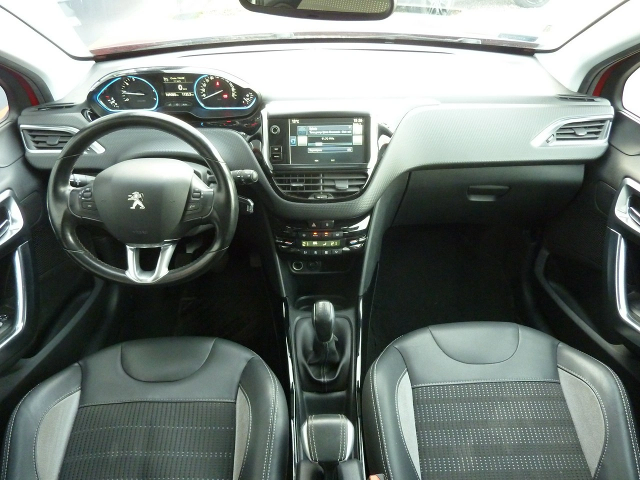 Peugeot 2008 - Zdjęcie 18