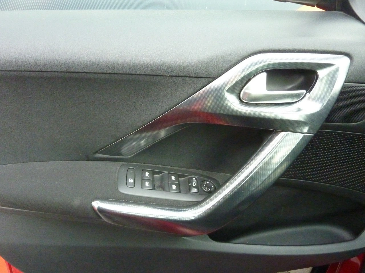 Peugeot 2008 - Zdjęcie 29