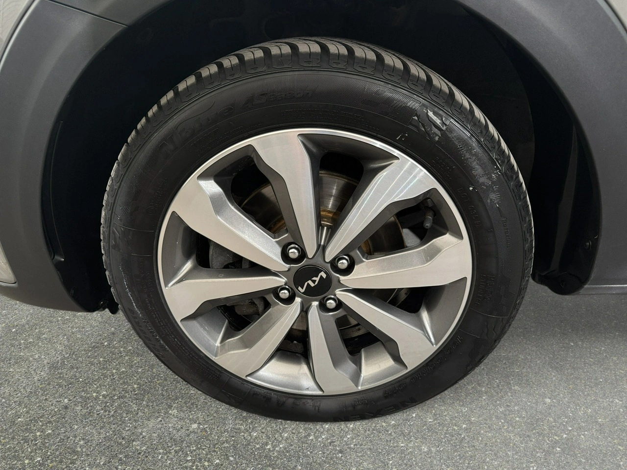 Kia Stonic - Zdjęcie 9