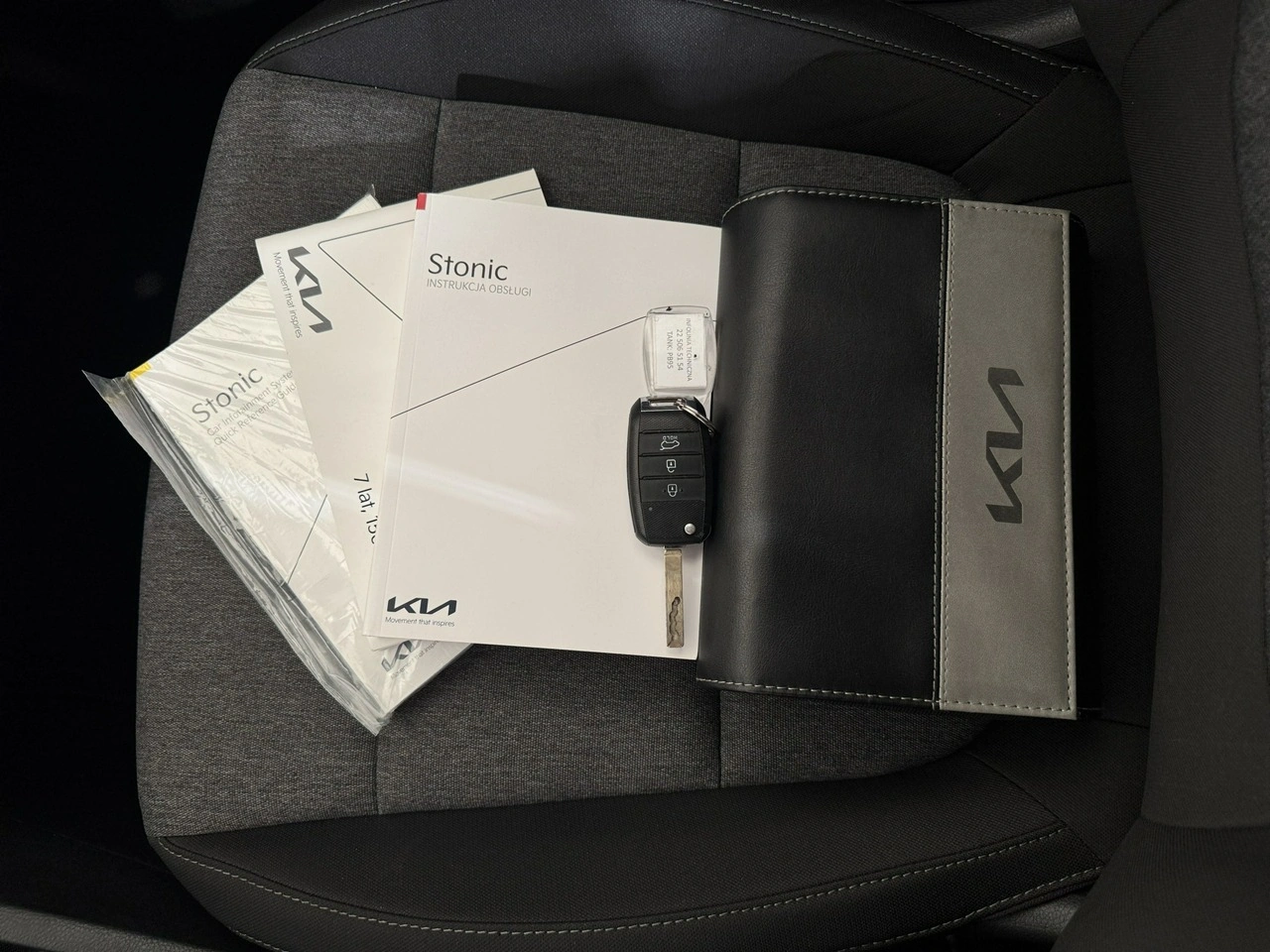 Kia Stonic - Zdjęcie 27