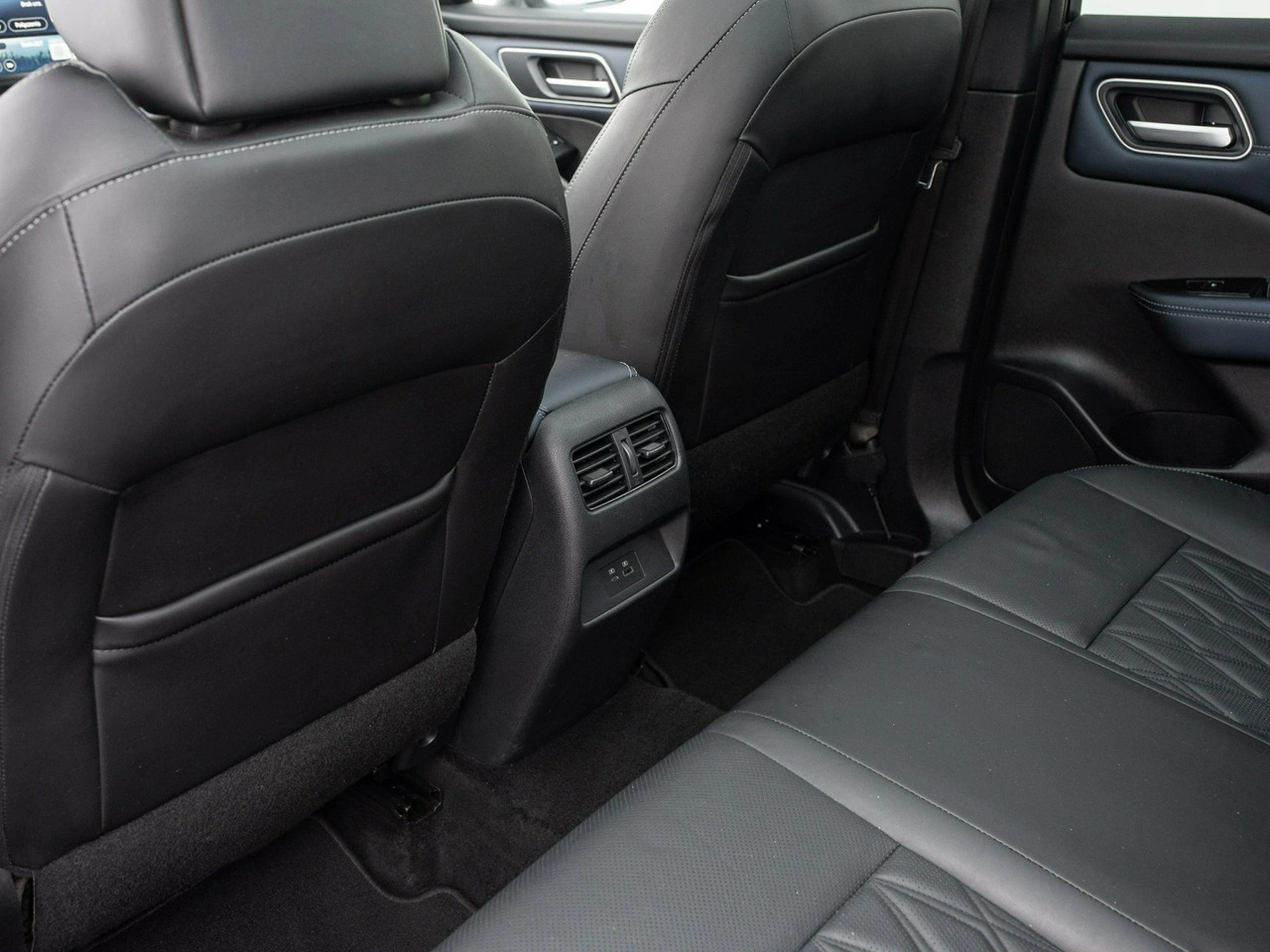 Nissan Qashqai - Zdjęcie 24