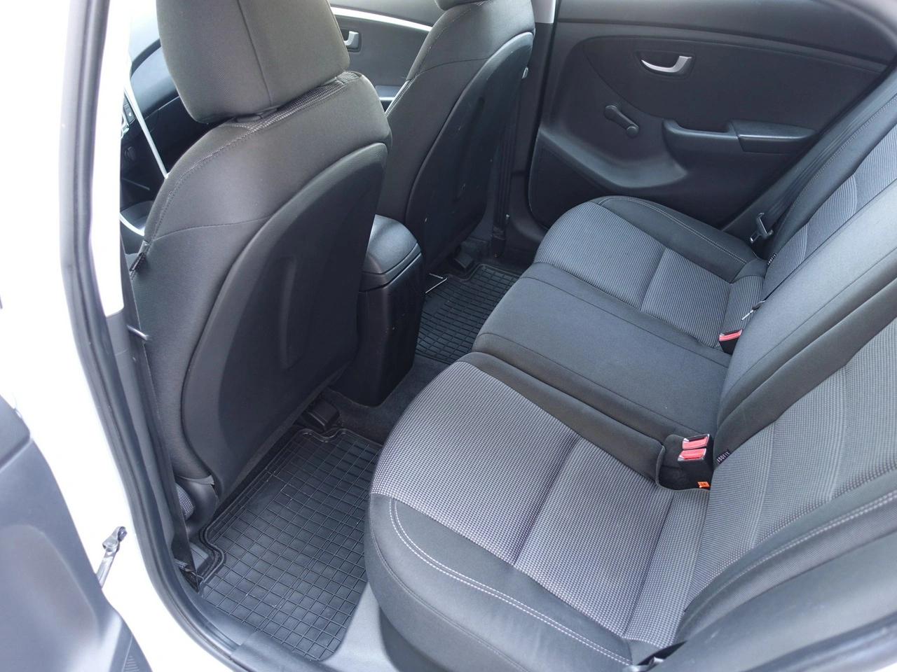 Hyundai i30 - Zdjęcie 14
