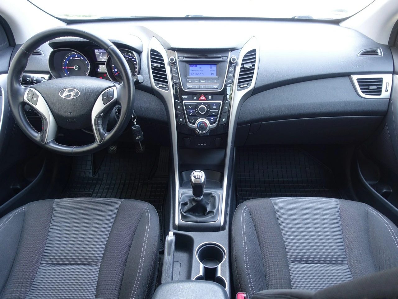 Hyundai i30 - Zdjęcie 18