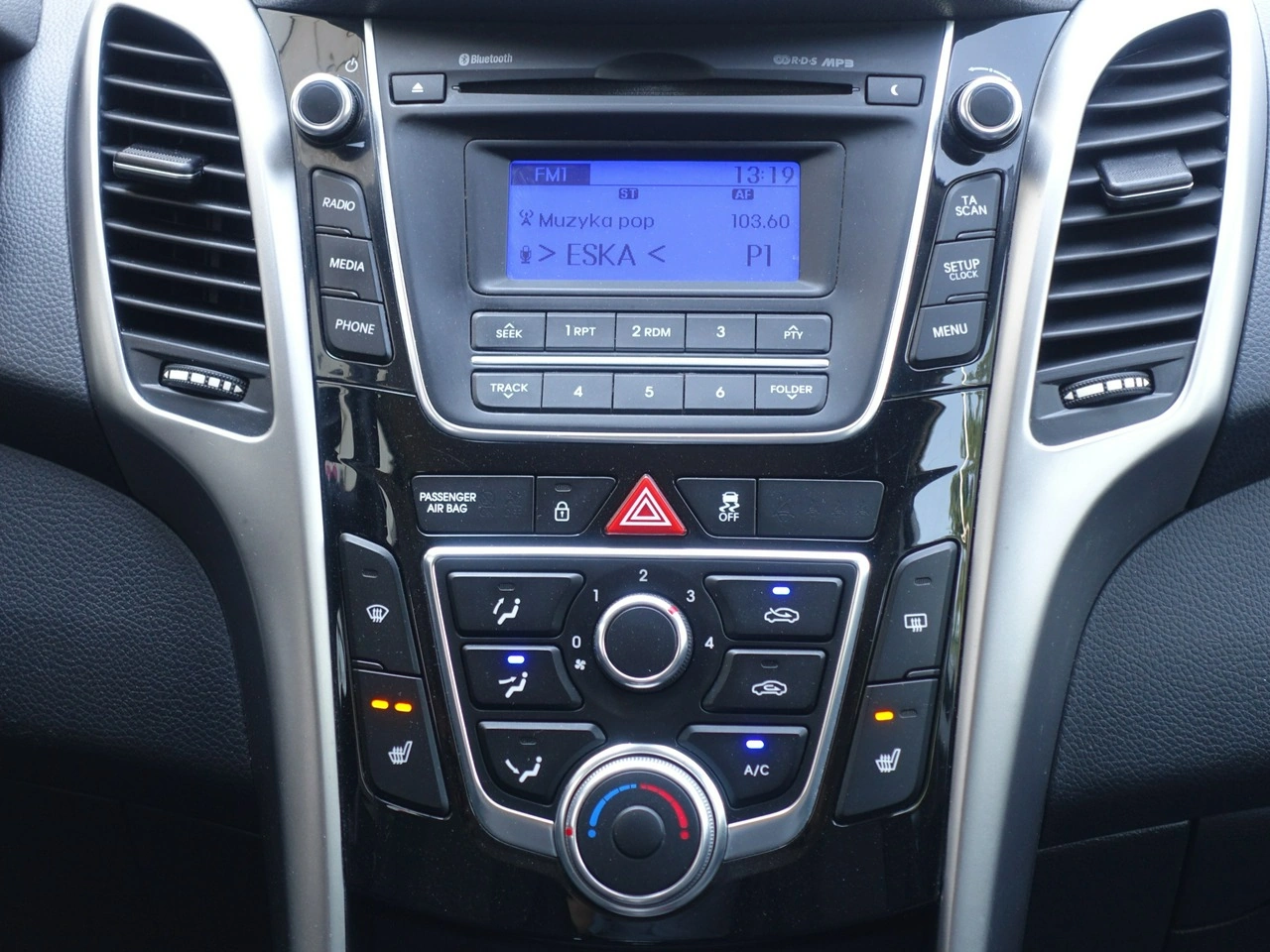 Hyundai i30 - Zdjęcie 22