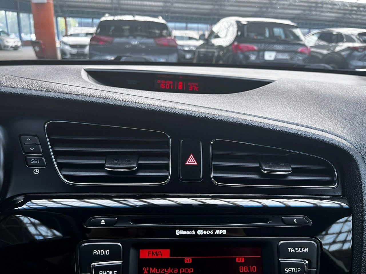 Kia Ceed - Zdjęcie 25