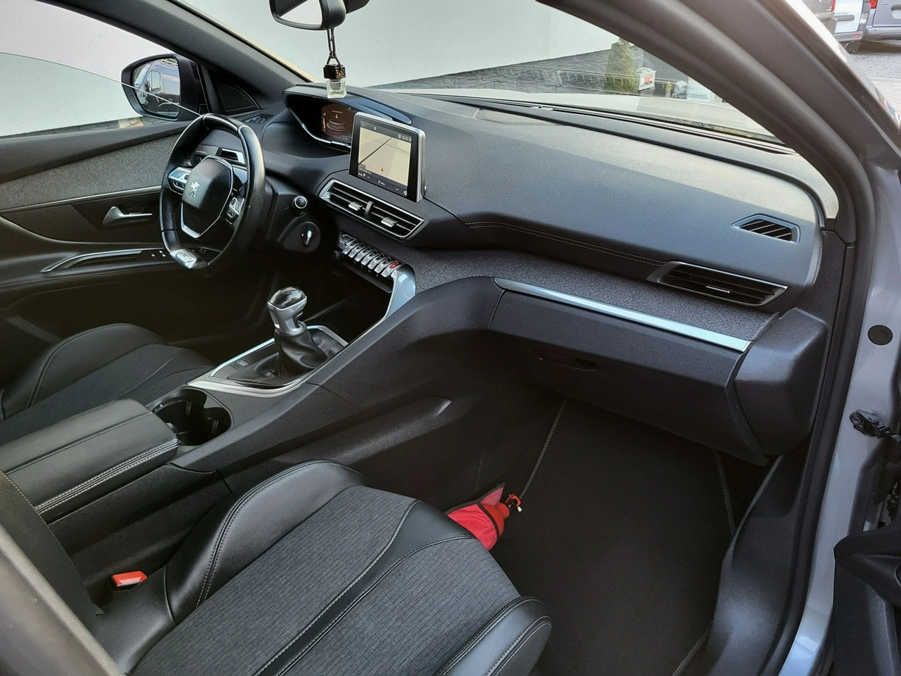 Peugeot 5008 - Zdjęcie 9