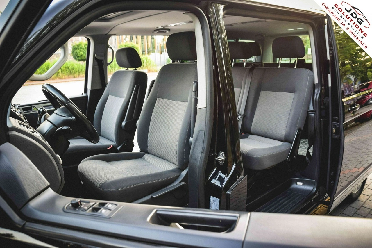 Volkswagen Caravelle - Zdjęcie 10