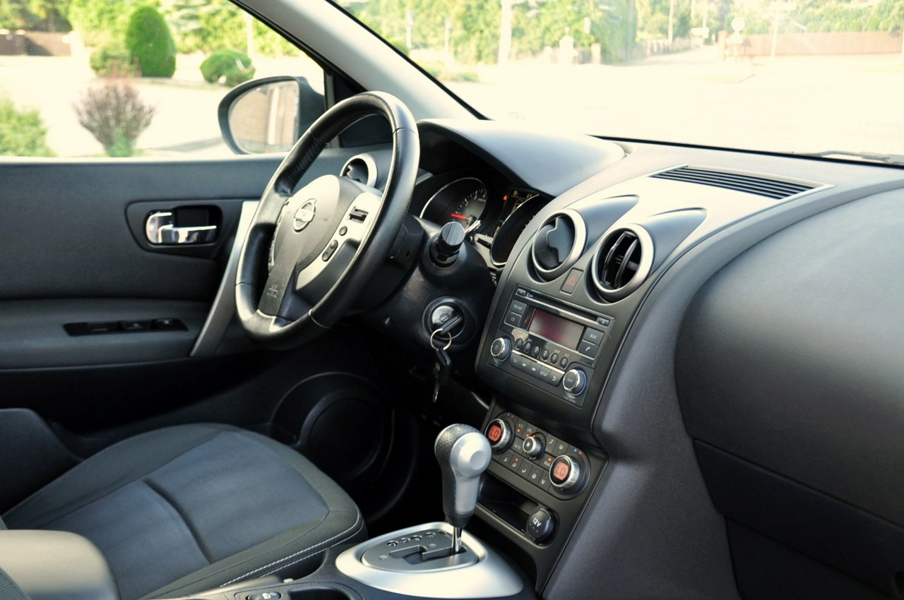 Nissan Qashqai - Zdjęcie 17