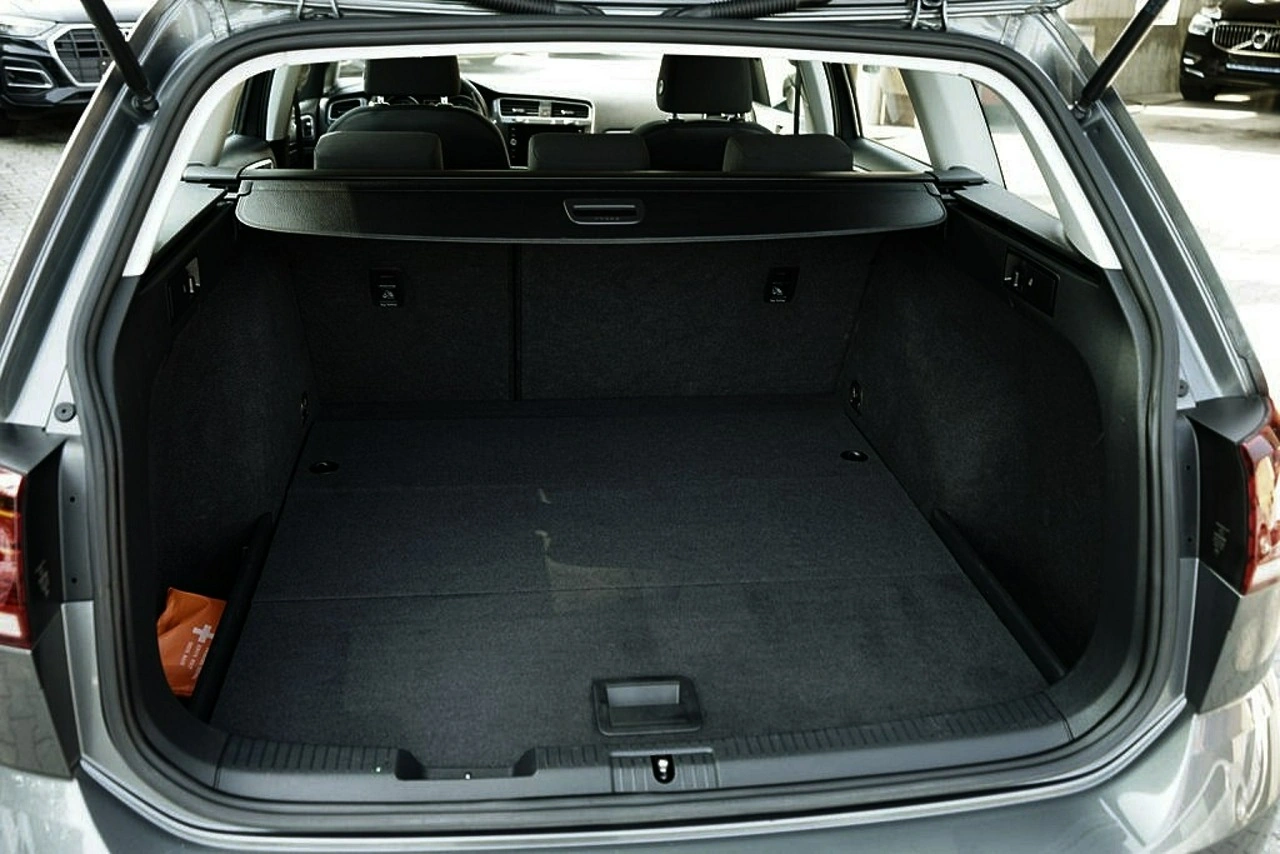 Volkswagen Golf - Zdjęcie 25
