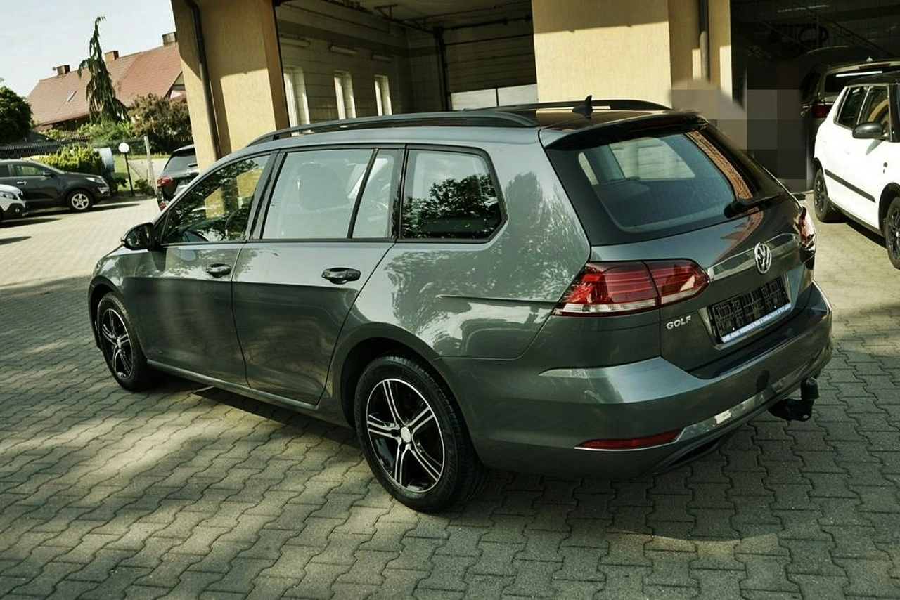 Volkswagen Golf - Zdjęcie 4