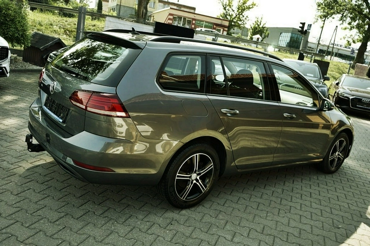 Volkswagen Golf - Zdjęcie 7
