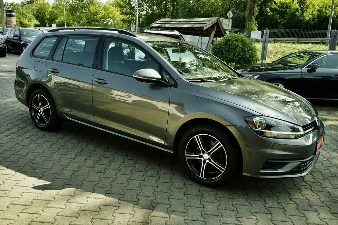 Volkswagen Golf - Zdjęcie 8