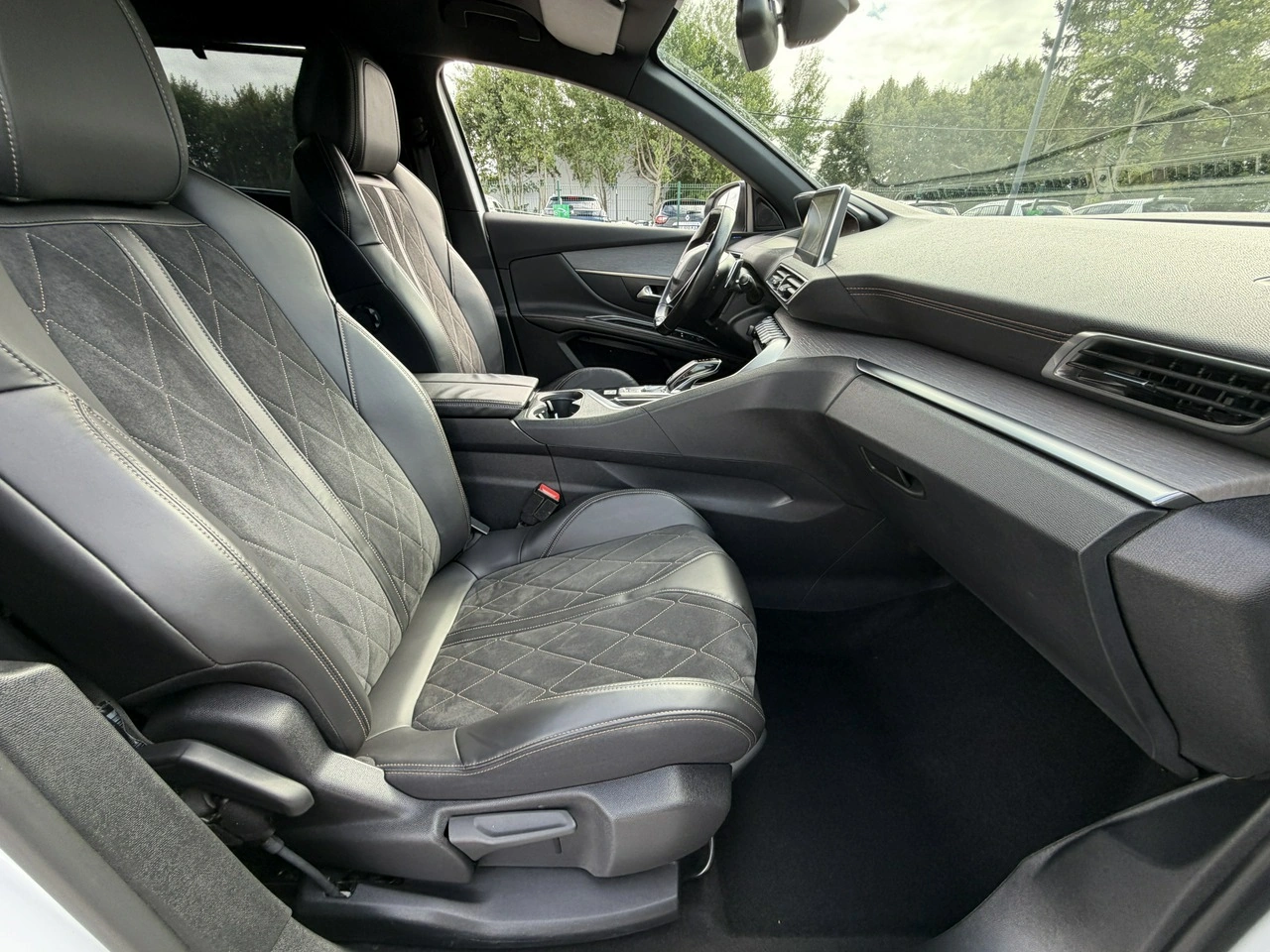 Peugeot 5008 - Zdjęcie 32