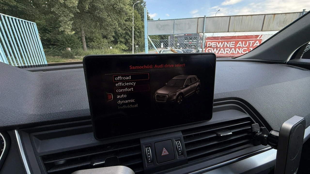 Audi Q5 - Zdjęcie 33
