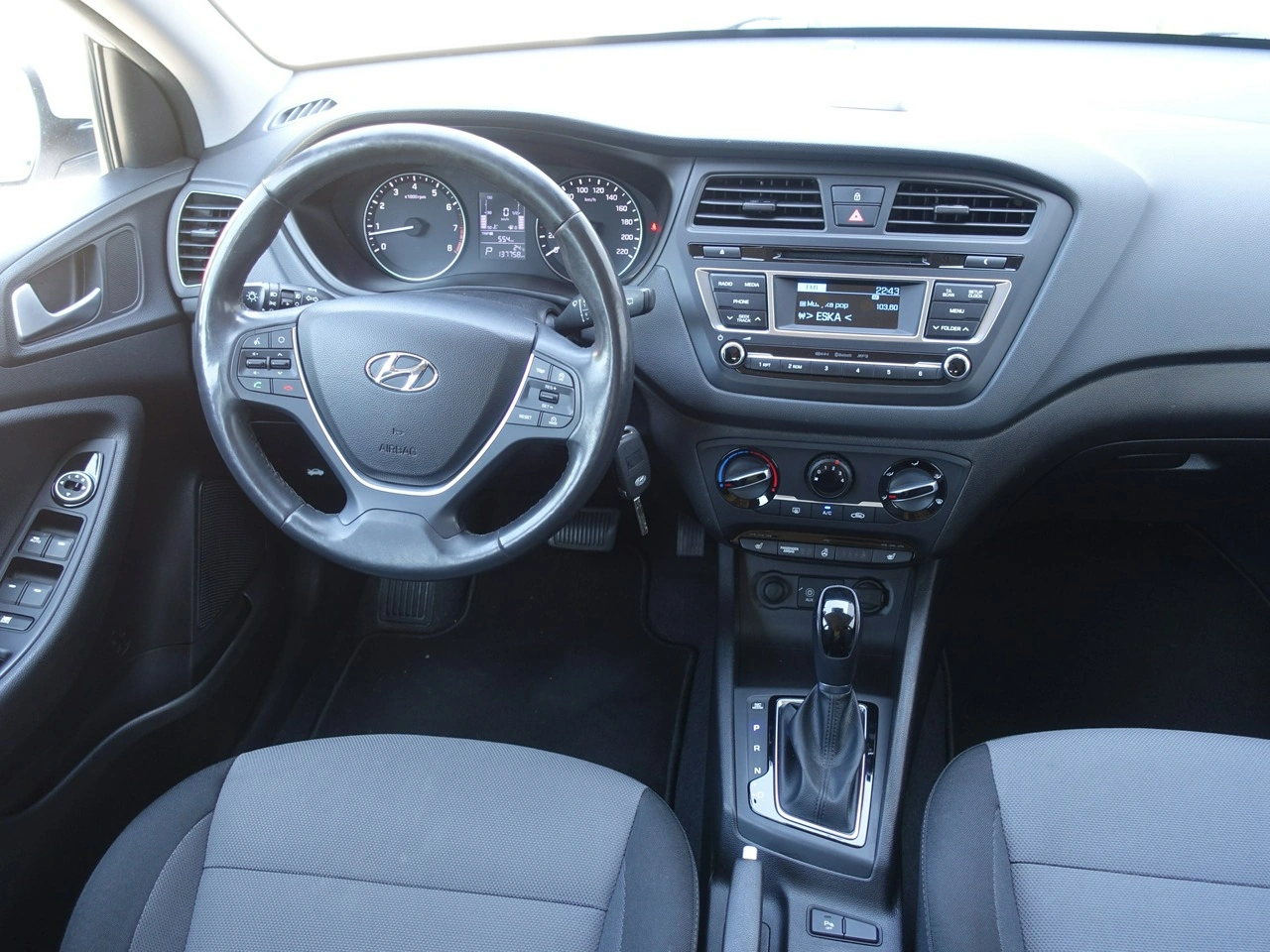 Hyundai i20 - Zdjęcie 17