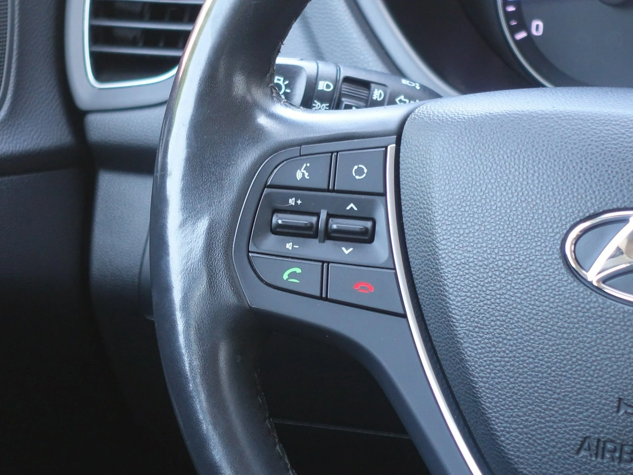 Hyundai i20 - Zdjęcie 19