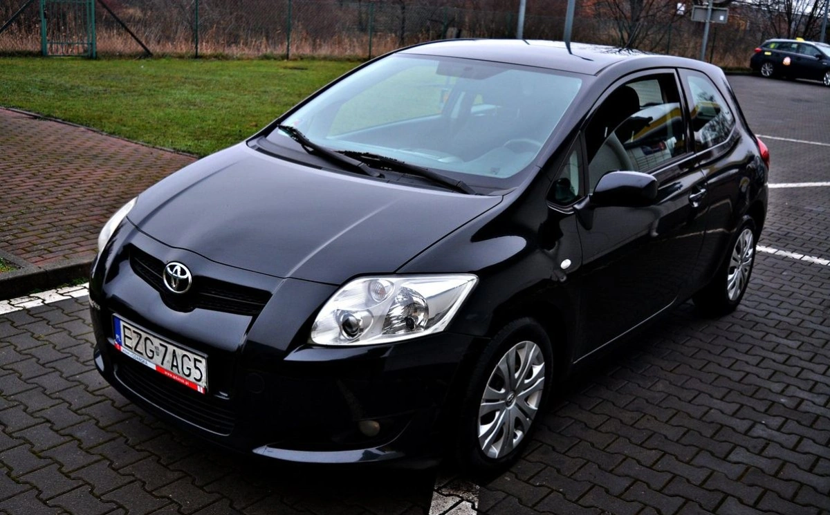 Toyota Auris - Główne zdjęcie