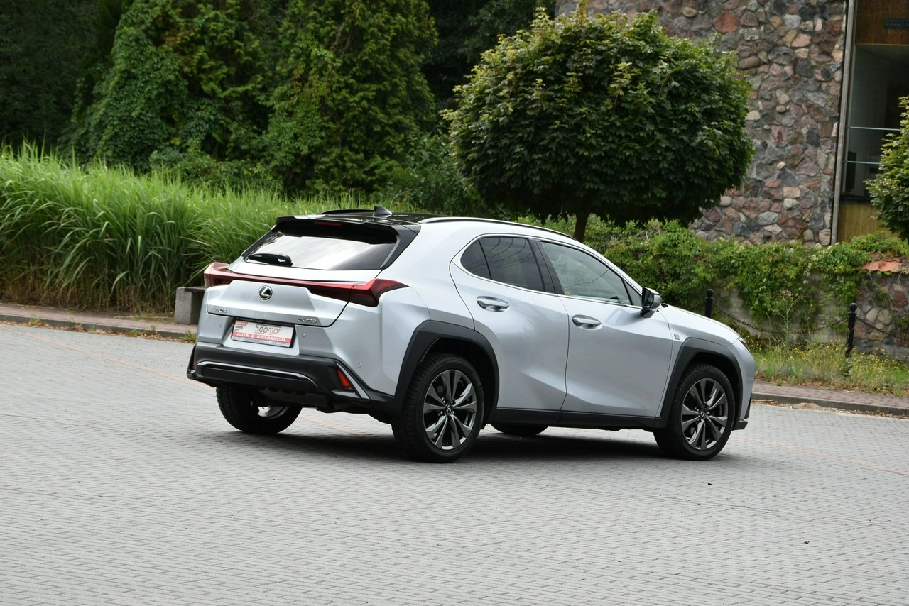 Lexus UX - Zdjęcie 22