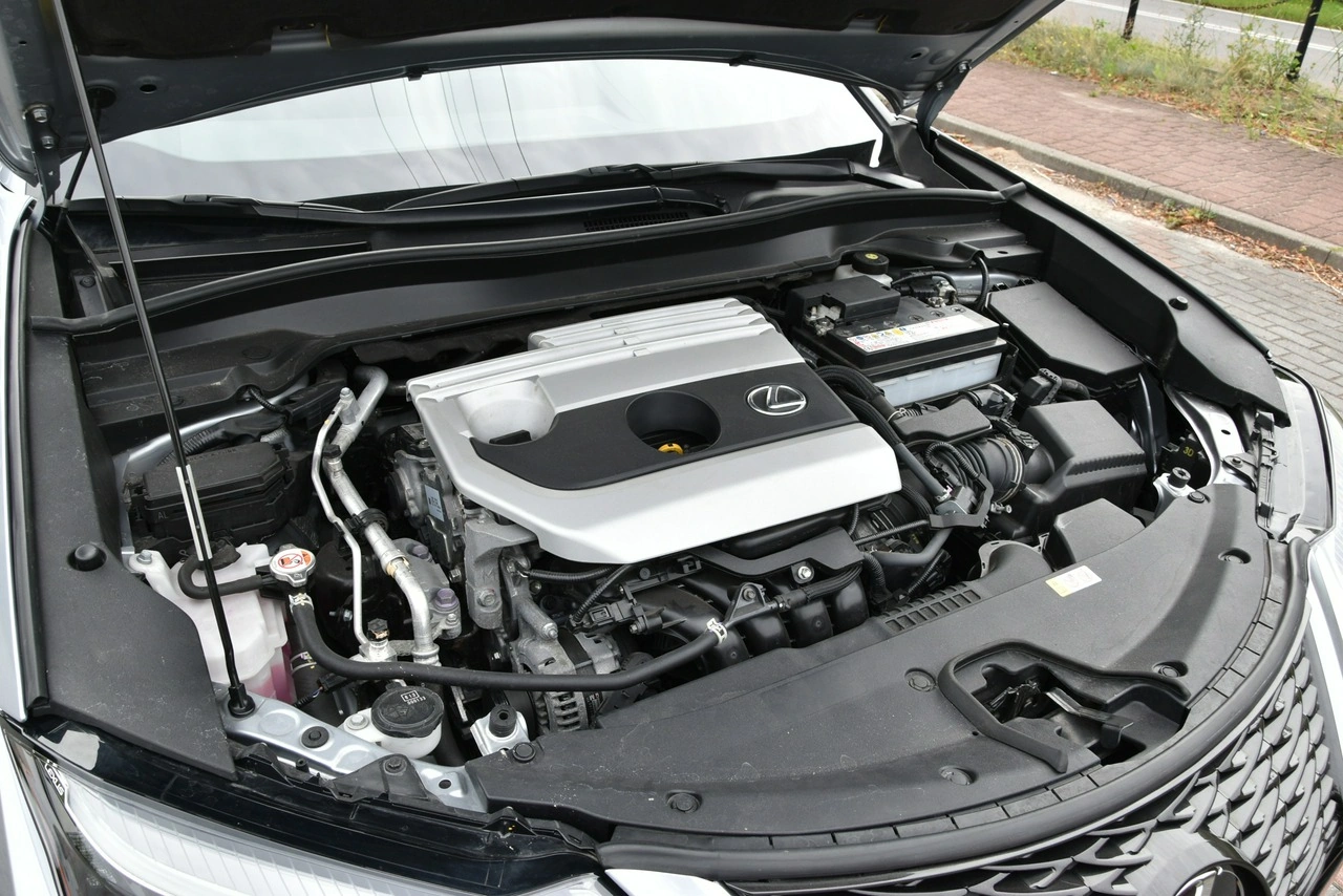 Lexus UX - Zdjęcie 36