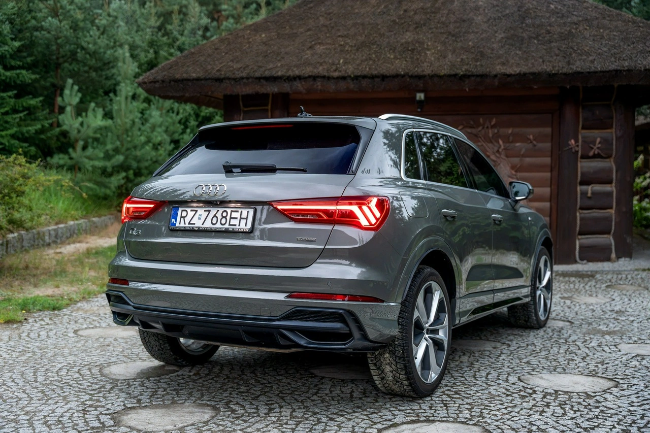 Audi Q3 - Zdjęcie 12