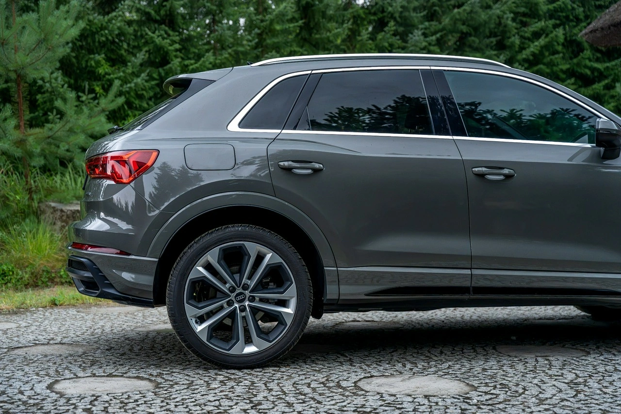 Audi Q3 - Zdjęcie 16