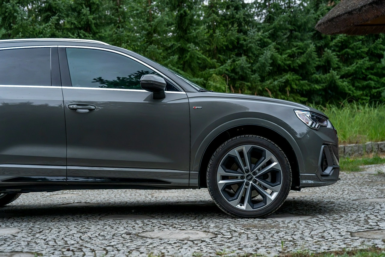 Audi Q3 - Zdjęcie 17