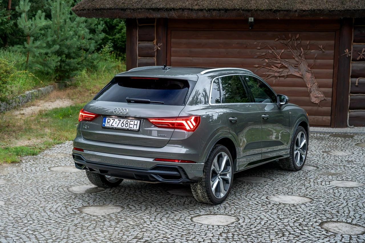 Audi Q3 - Zdjęcie 21