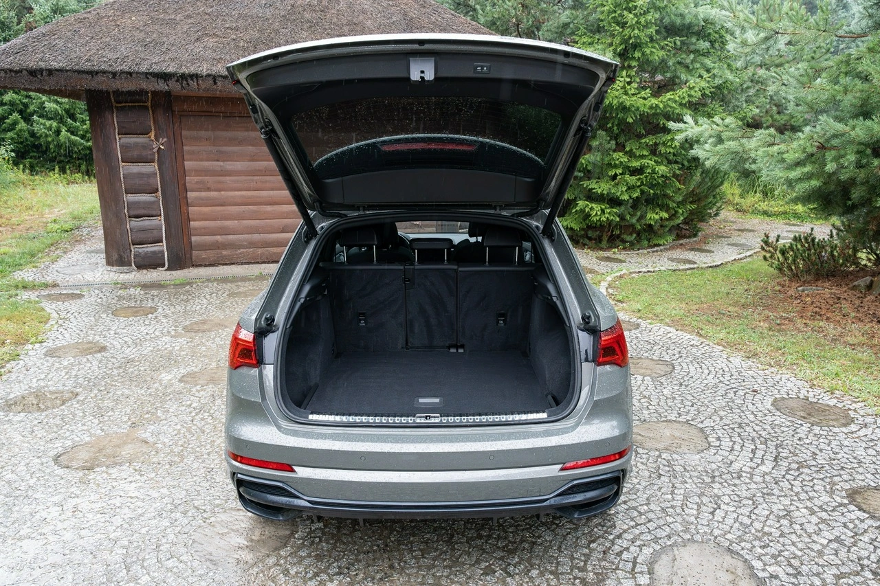 Audi Q3 - Zdjęcie 32