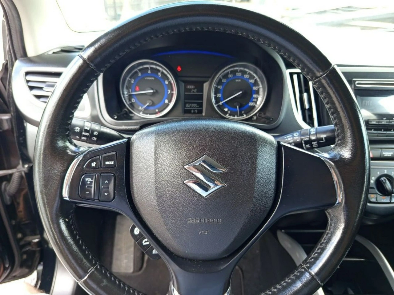 Suzuki Baleno - Zdjęcie 21