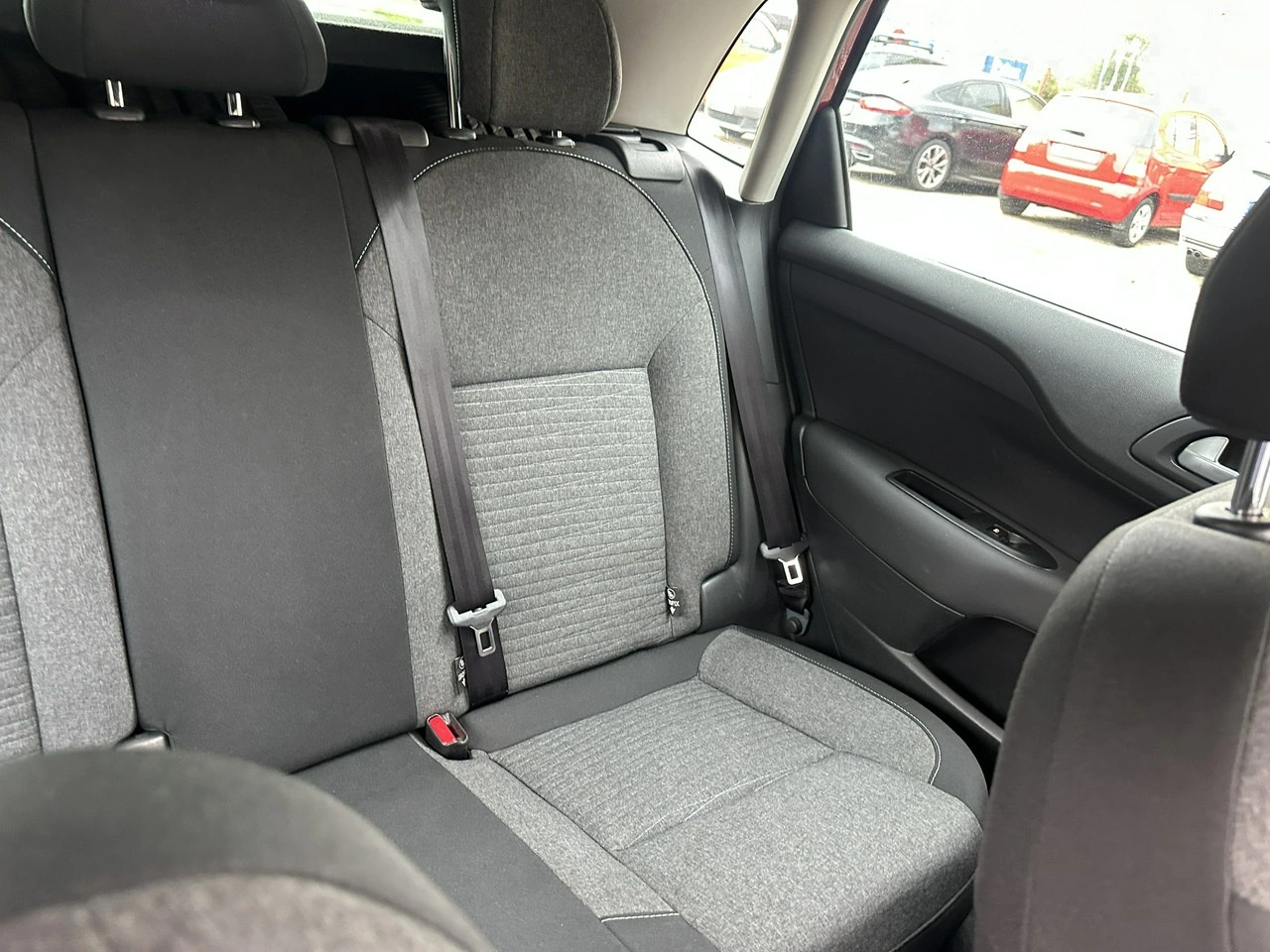 Citroën C4 - Zdjęcie 9