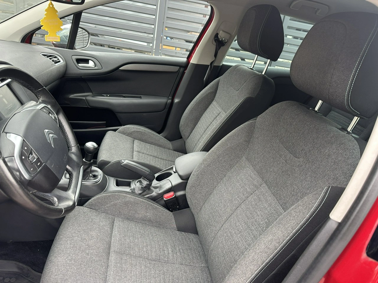 Citroën C4 - Zdjęcie 14