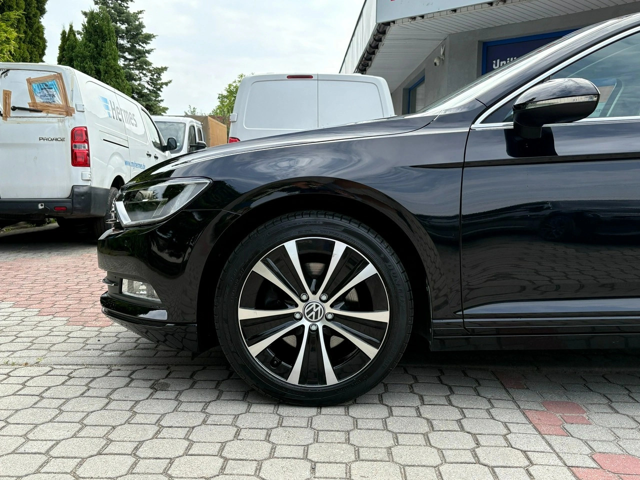 Volkswagen Passat - Zdjęcie 9