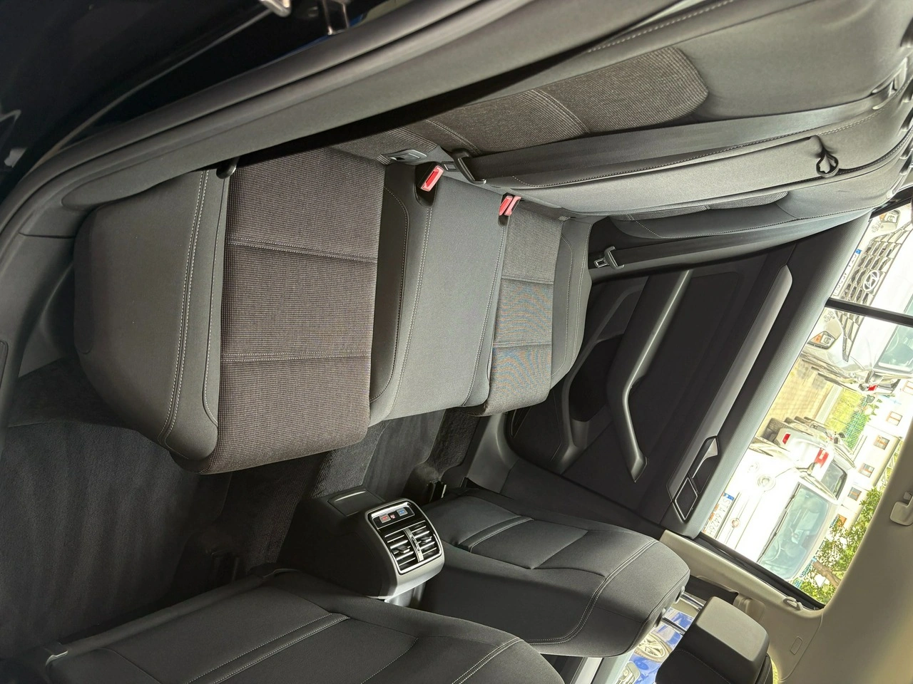 Volkswagen Passat - Zdjęcie 16