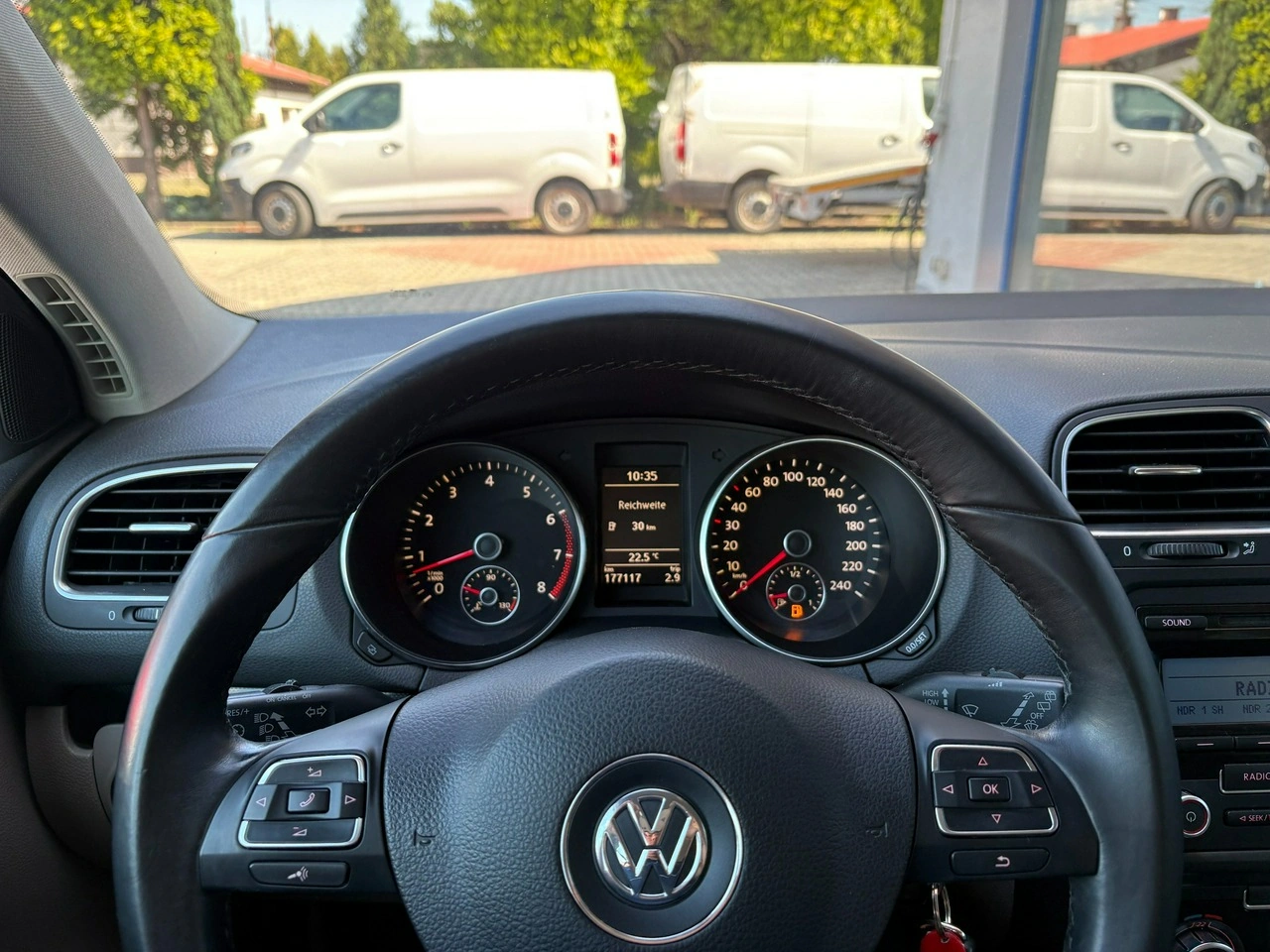 Volkswagen Golf - Zdjęcie 22