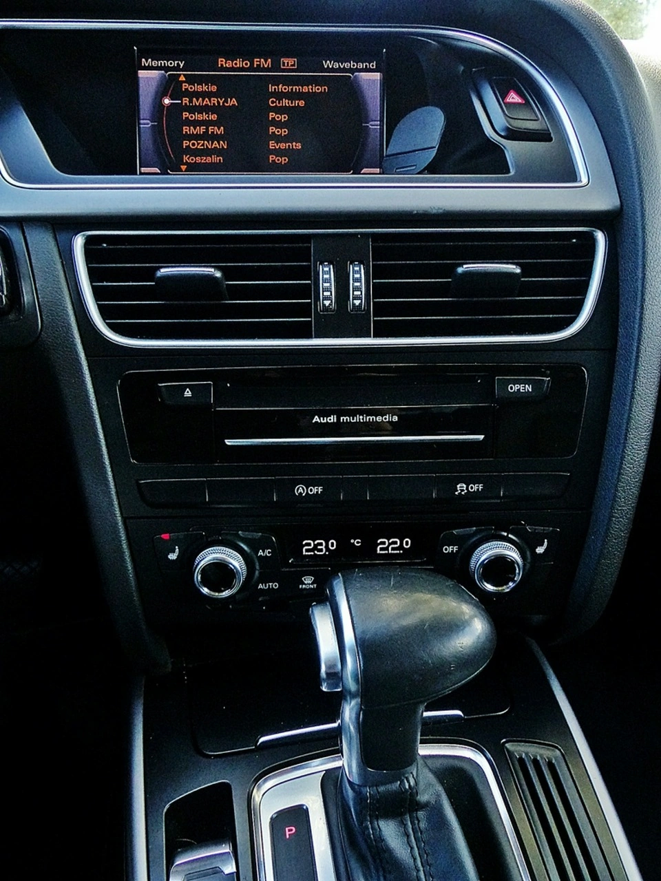 Audi A4 - Zdjęcie 30