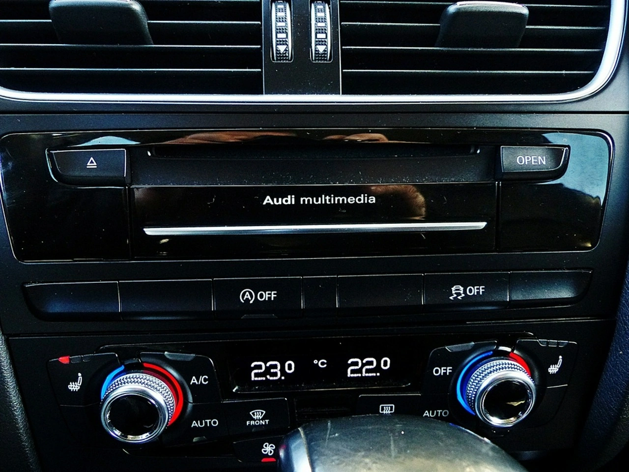 Audi A4 - Zdjęcie 32