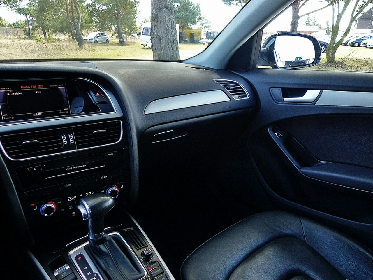 Audi A4 - Zdjęcie 33